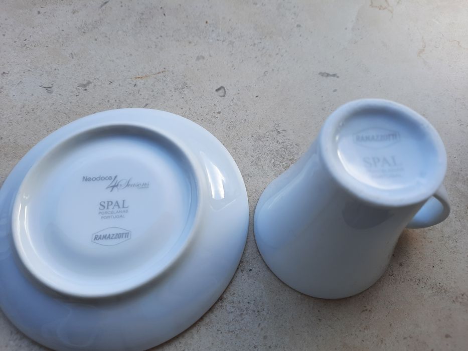 Chávenas Nespresso e Spal