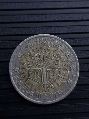Монета Two euro 2001г. С елиментами Брака