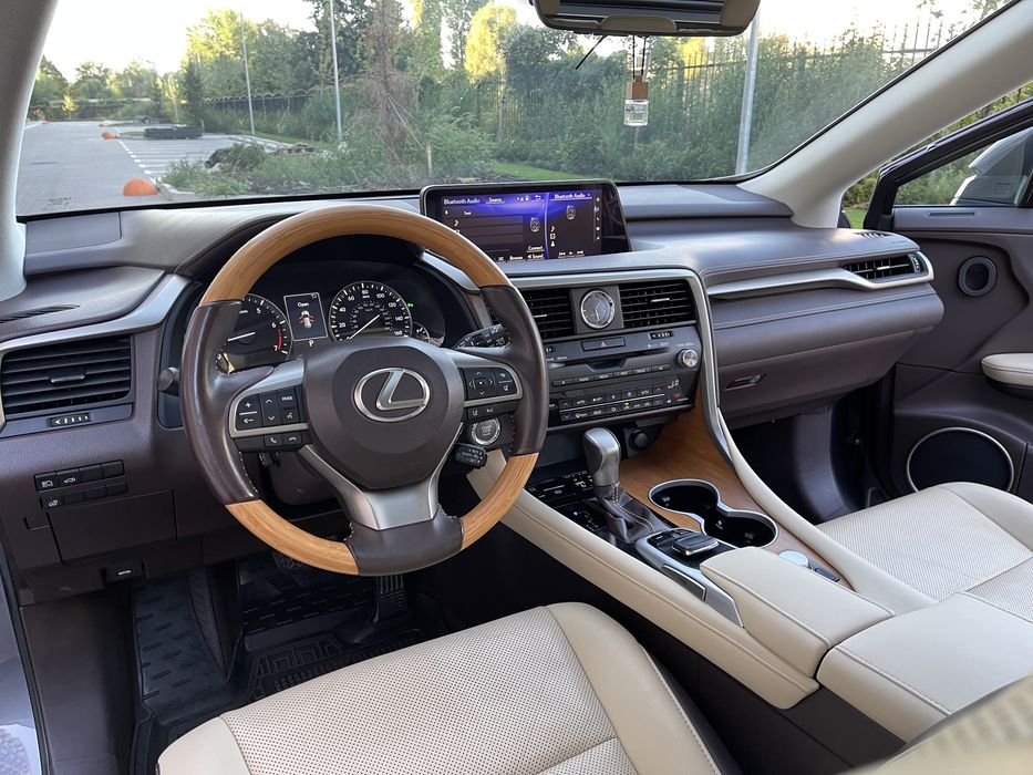 Продам Lexus RX 350 в отличном состоянии!