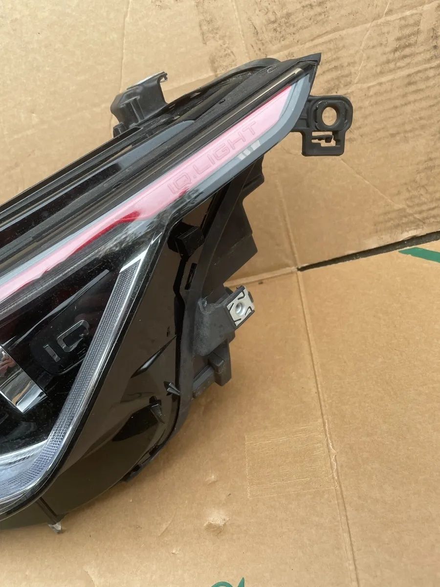 Farol golf 8 gti