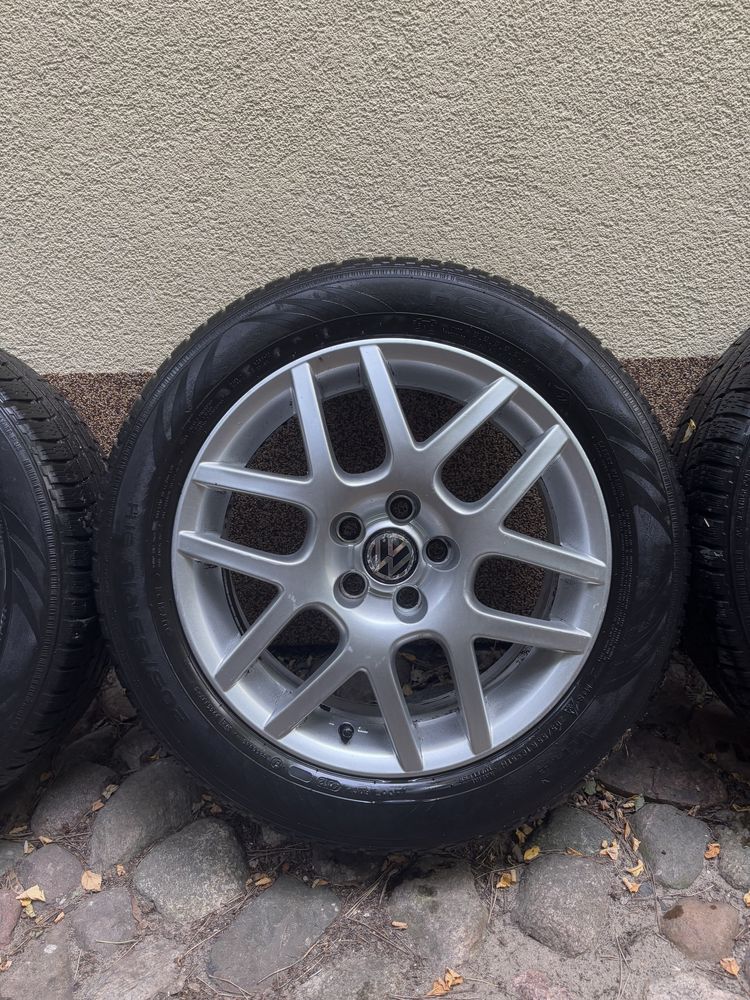 OKAZJA!! Oryginalne Felgi Golf 4 + GRATIS OPONY