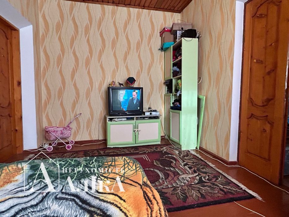 Продам будинок — ідеальний варіант для проживання двох сімей!