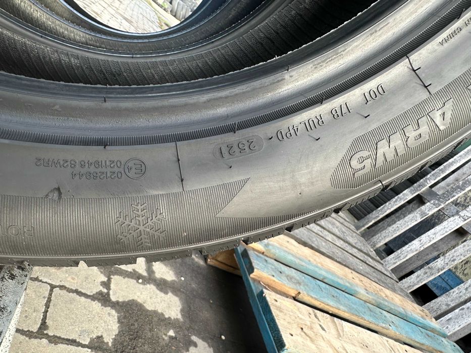 Шини зима 275/45R21+315/40R21 ARIVO Prox ARW5 2021рік