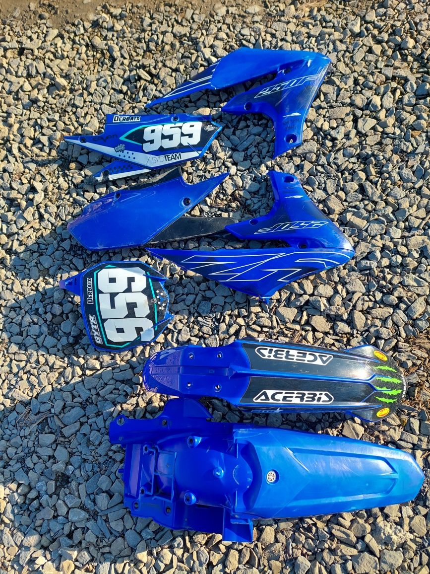 Yamaha yzf 250 plastiki okleina błotnik ogon  wr