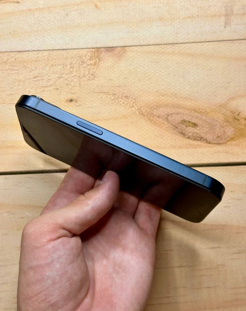 iPhone 14 128gb Midnight R-Sim. Полный комплект