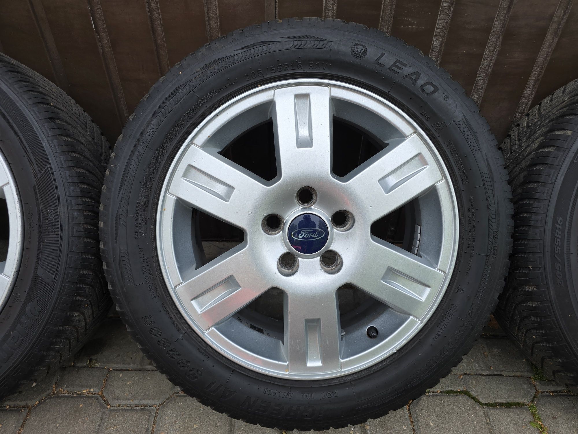 Felgi z oponami 205/55R16 Ford Mondeo 5x108 Focus C-Max S-max 16"