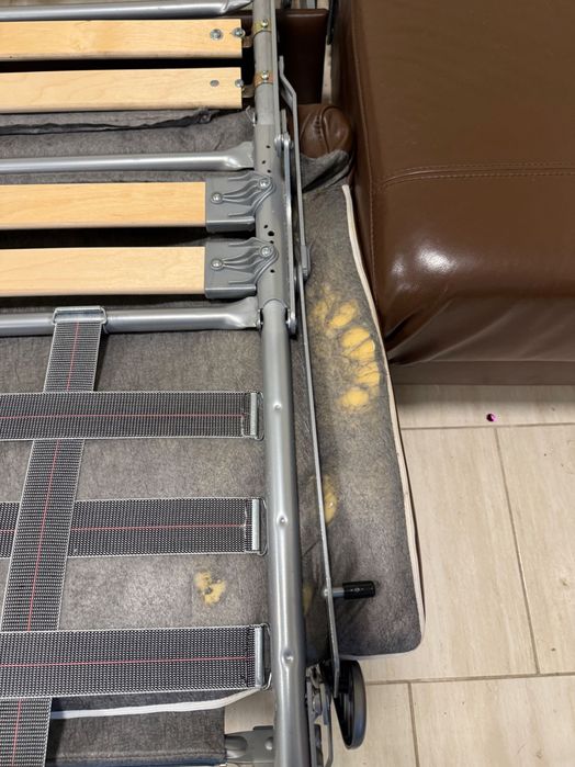 Narożnik skórzany brązowy z funkcją spania