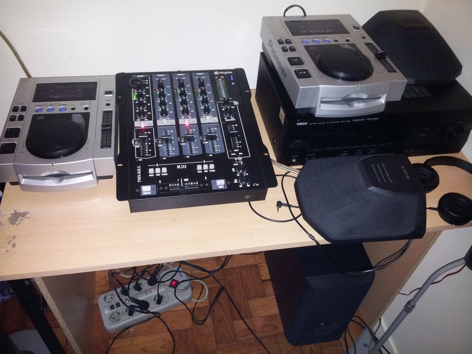 Instrumentos musicais DJ. PIONEER troca também aceito.