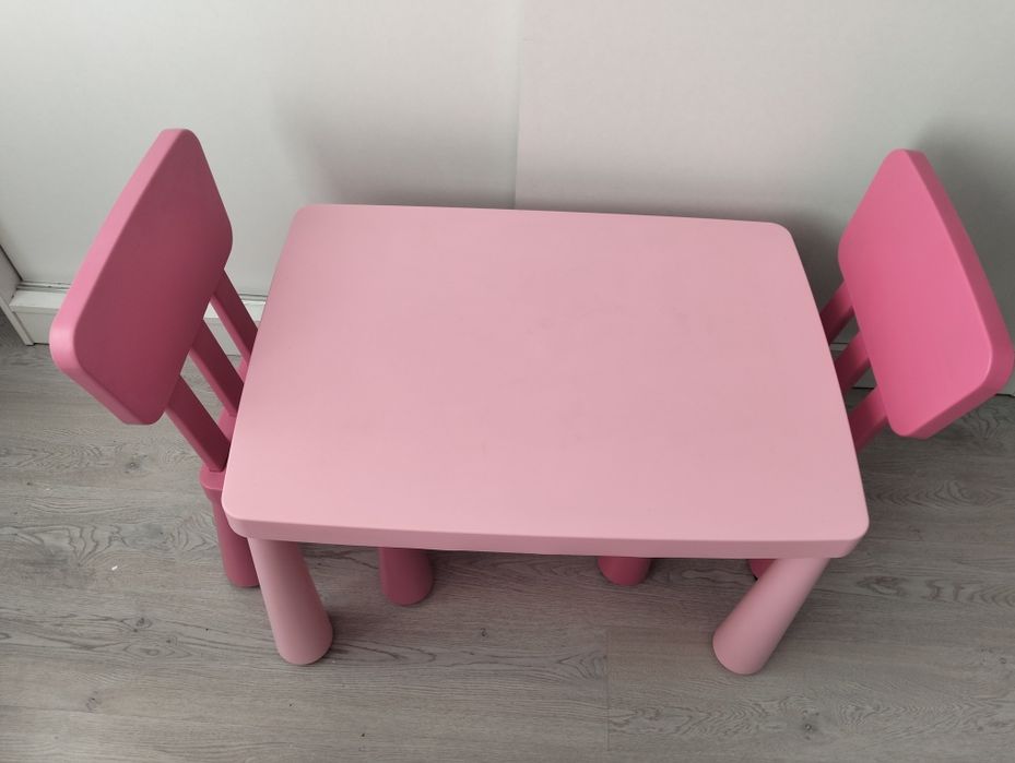 Stolik Mamut + 2 krzesełka