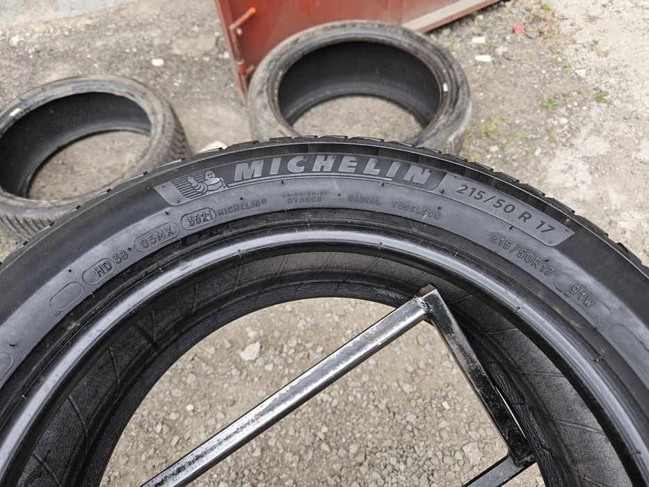 Шины БУ 215 50 R 17 Michelin cross climate 2 комплект всесезон