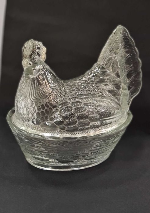 Szklana kura Ząbkowice PRL średnia