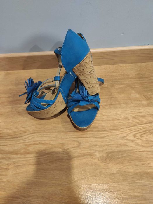 Vendo sandálias Foreva, nº38
