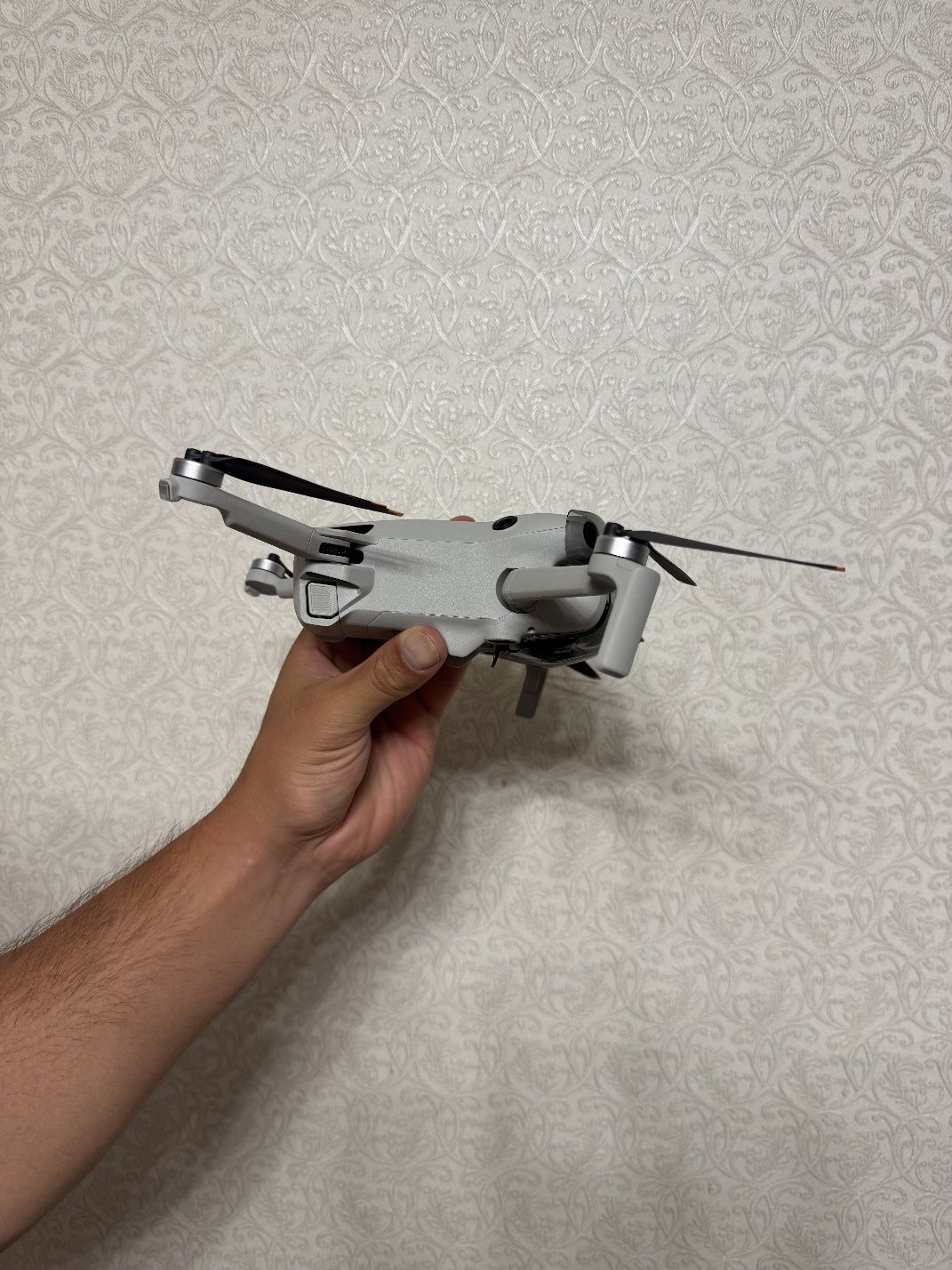 Квадрокоптер DJI Mini 4 Pro Fly More Combo DJI RC 2