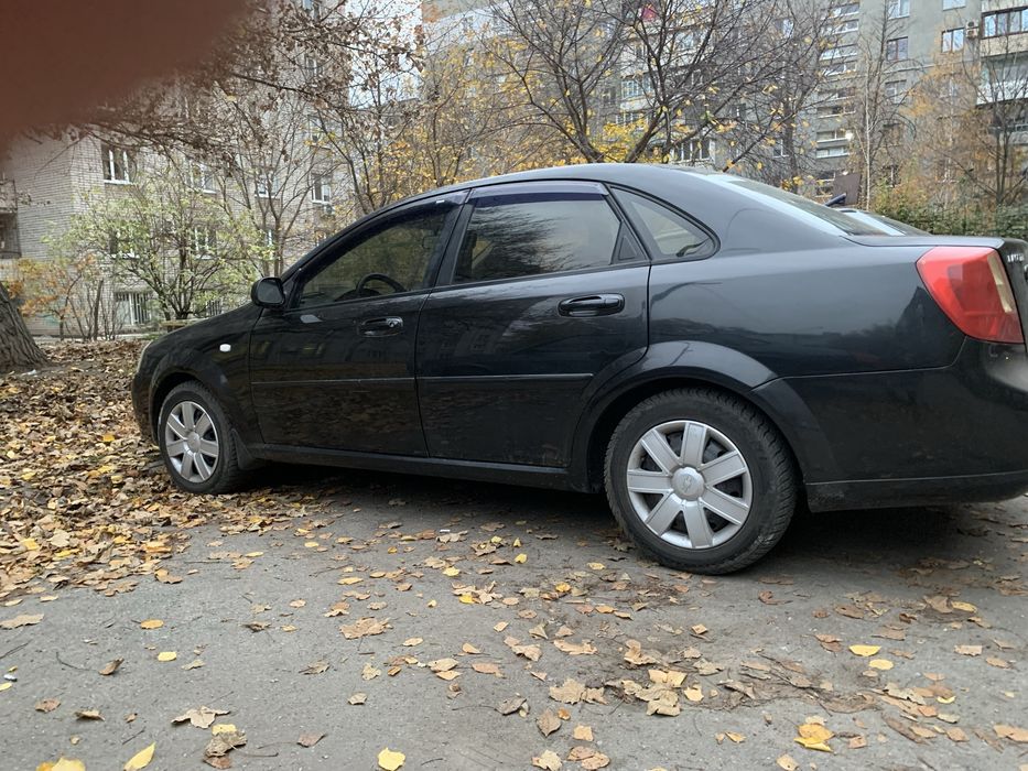 Шевроле Лачетти 1.6 бензин
