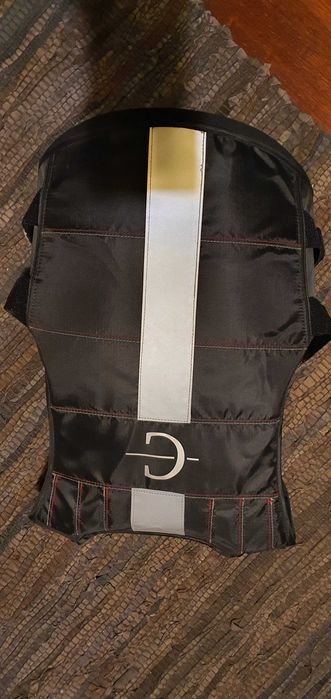 Kamizelka do jazdy konnej r. S, jak nowa