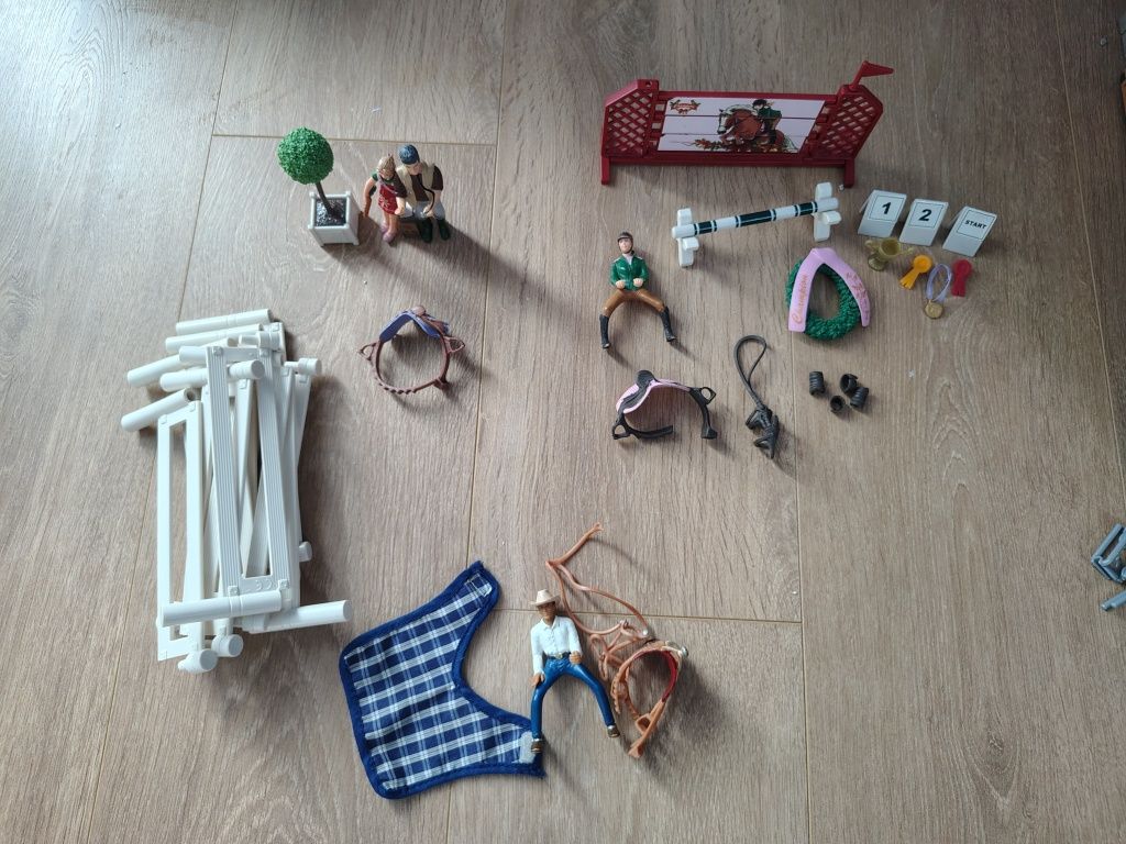 Schleich - drobne akcesoria