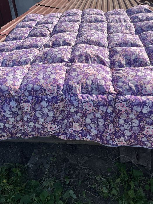 Пухове одіяло і подушки