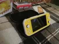 Nintendo Switch Lite + оригінальні аксесуари, чохол, коробка, чек