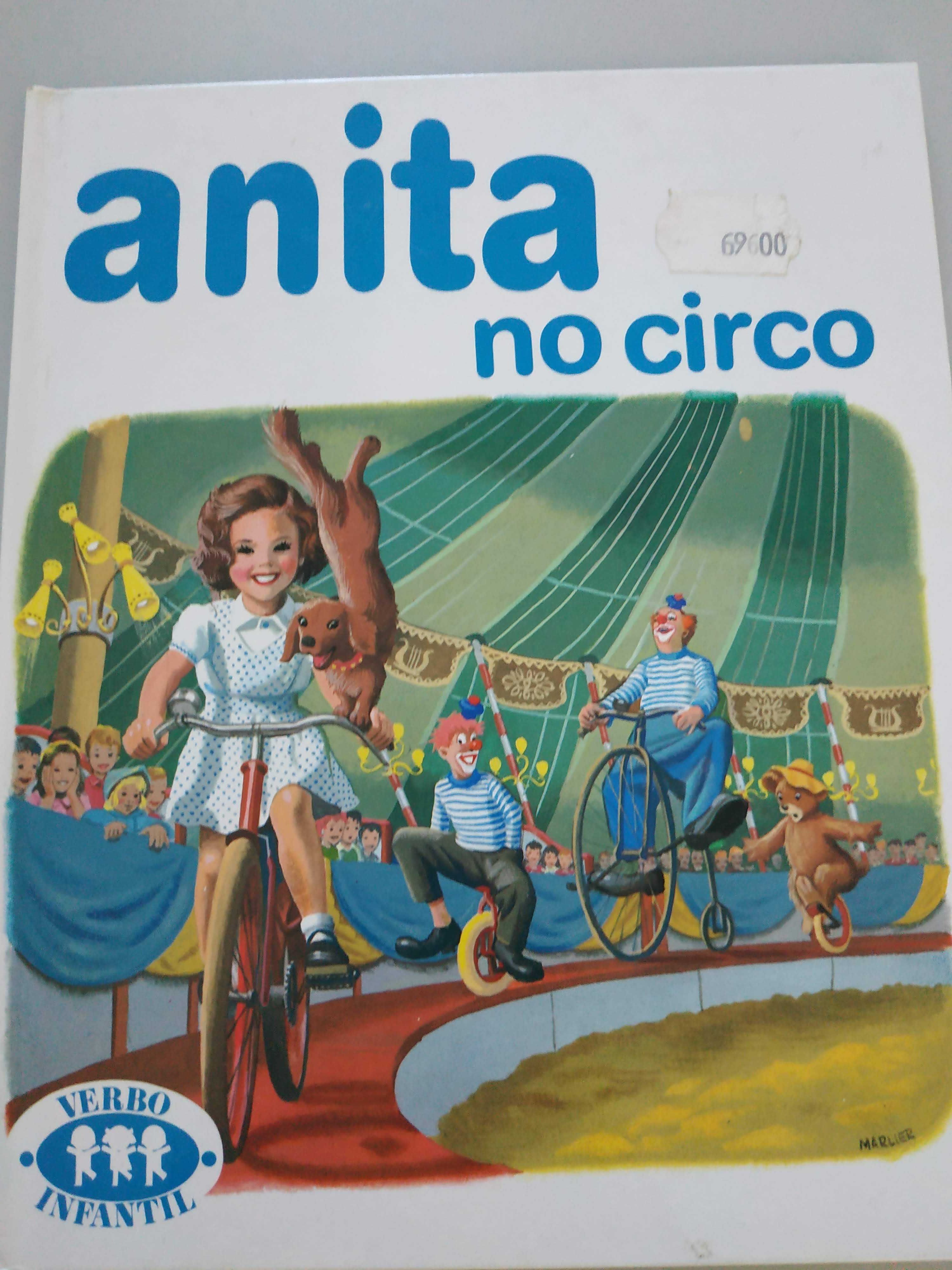 Vários livros infantis