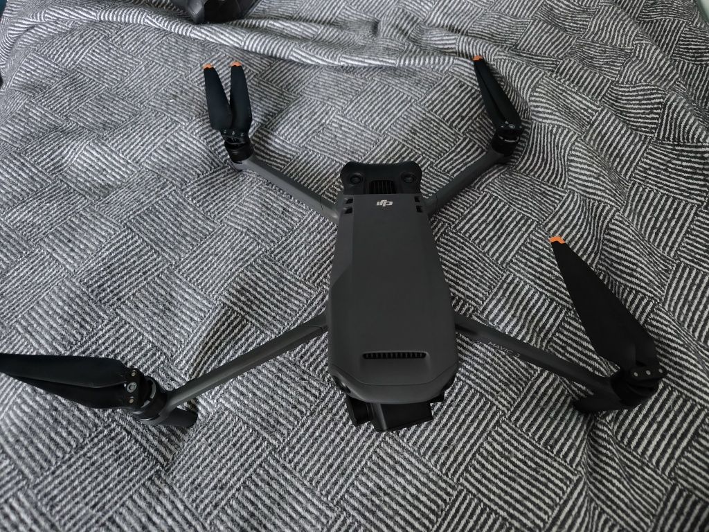 Продам mavic 3 в гарному стані