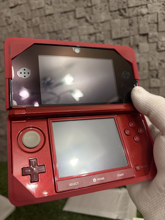 Nintendo 3DS RED Японка стан нової