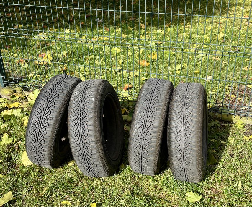 Opony zimowe + felgi stalowe 175/65/15 Goodyear Ultragrip Fiat Punto