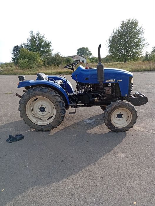 Продам трактор jinma244