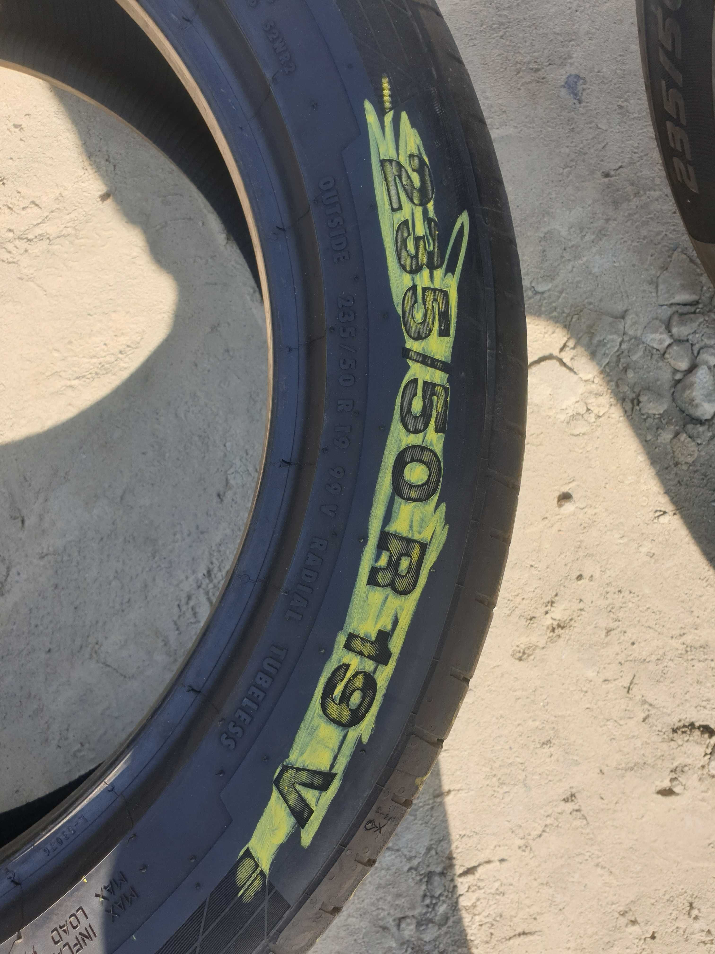 C004 Шини 4шт 235/50 R19 99V Continental ContiSportContact5.