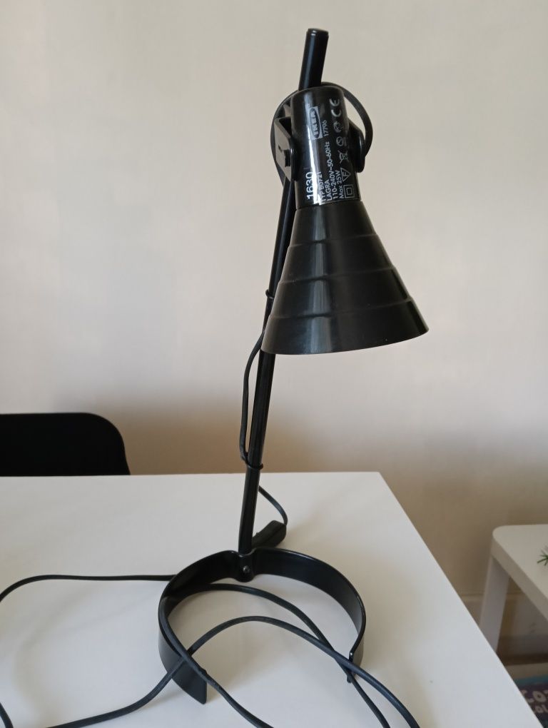 Candeeiro para secretária