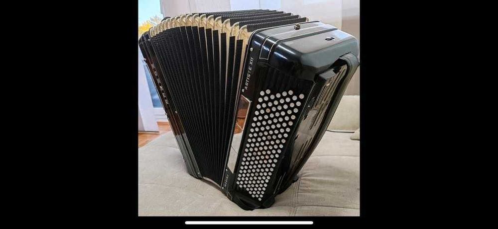 Hohner Morino Artiste XII, Gryf C – akordeon guzikowy, 8 rzędów basów