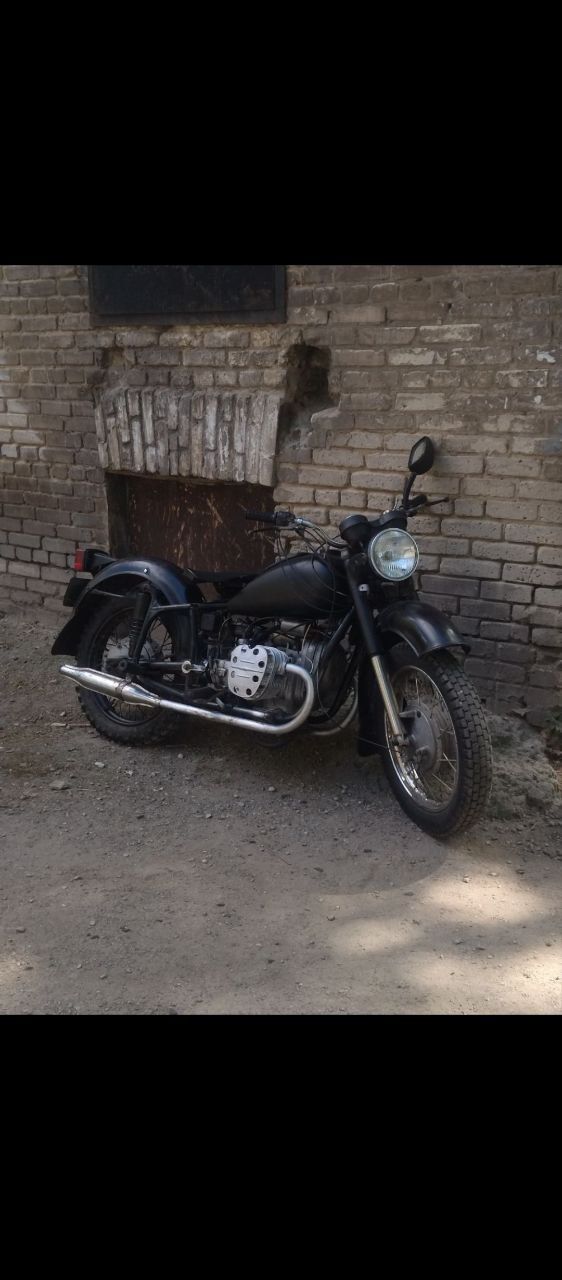 Мотоцикл К-750.       .