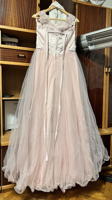 Випускна сукня розмір М