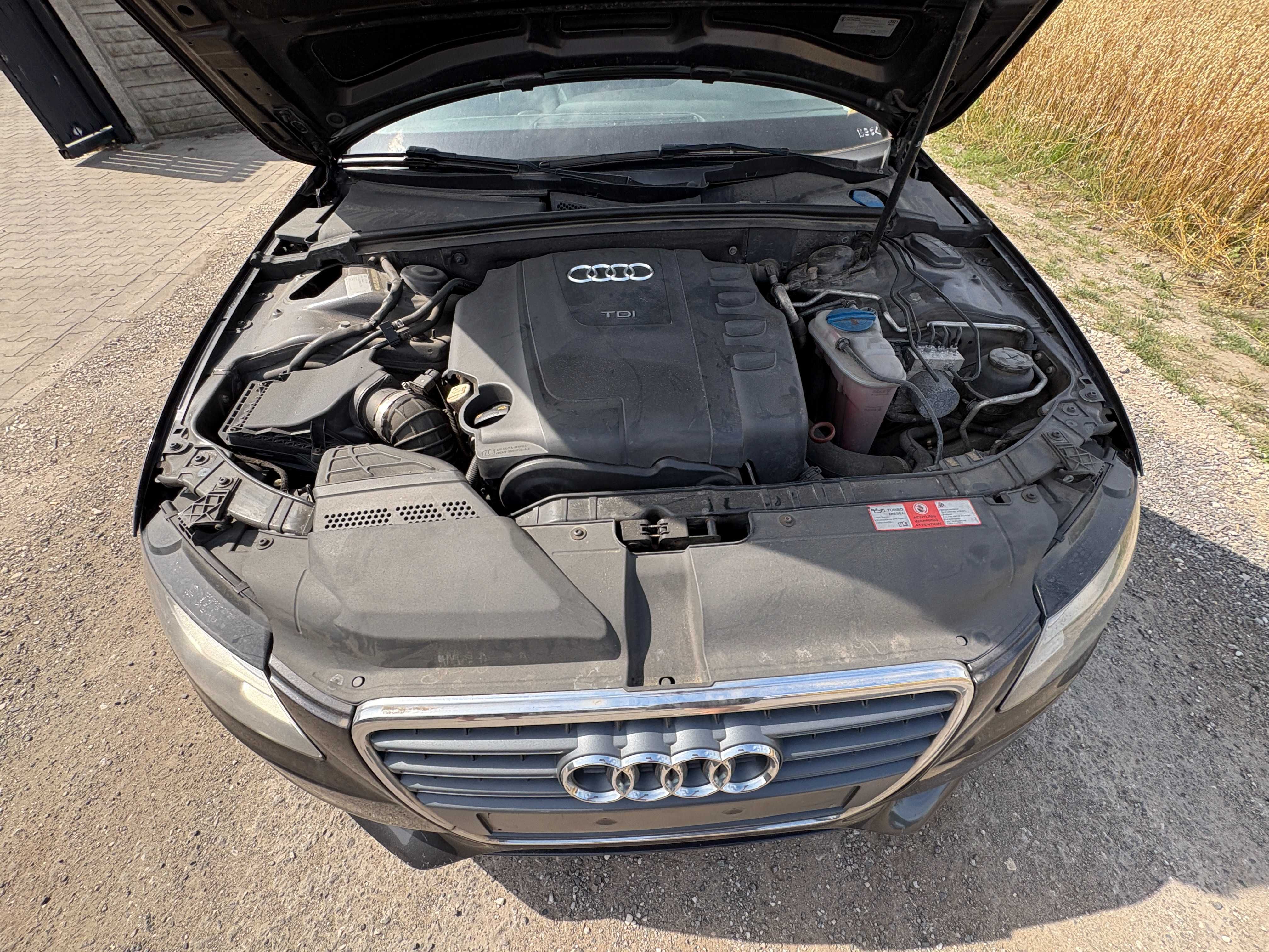 Audi a4 b8 sedan 2.0 tdi w całości na części BEZ PRAWA REJESTRACJI