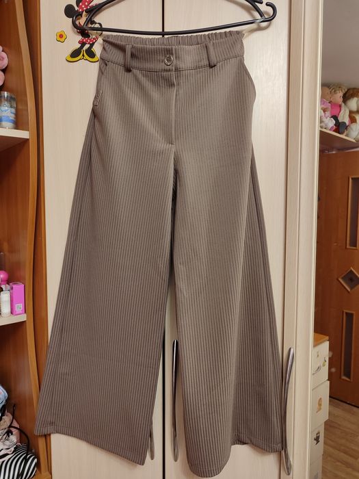 Продам костюм на девочку.