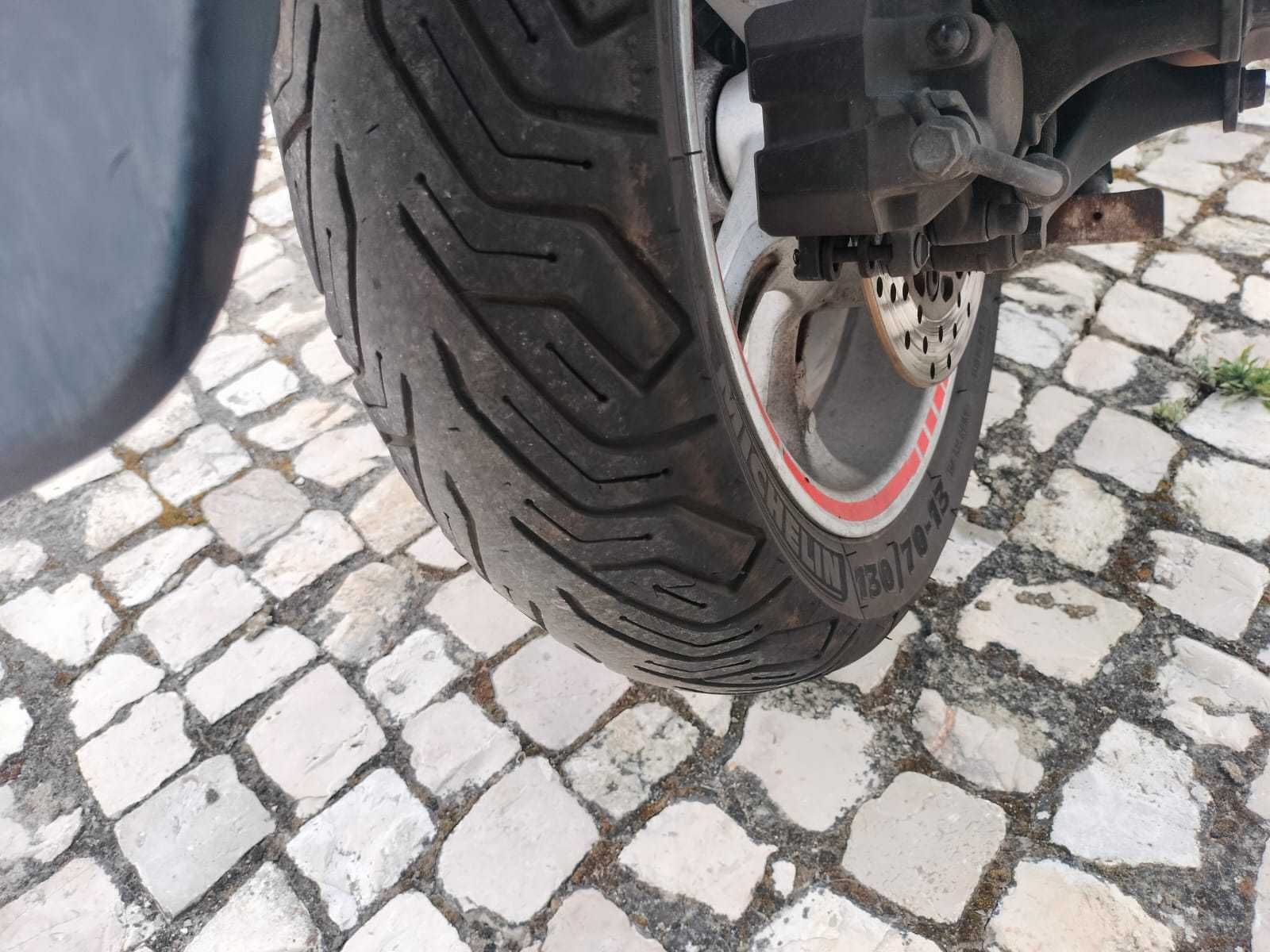 NMAX 2015 - Vermelha