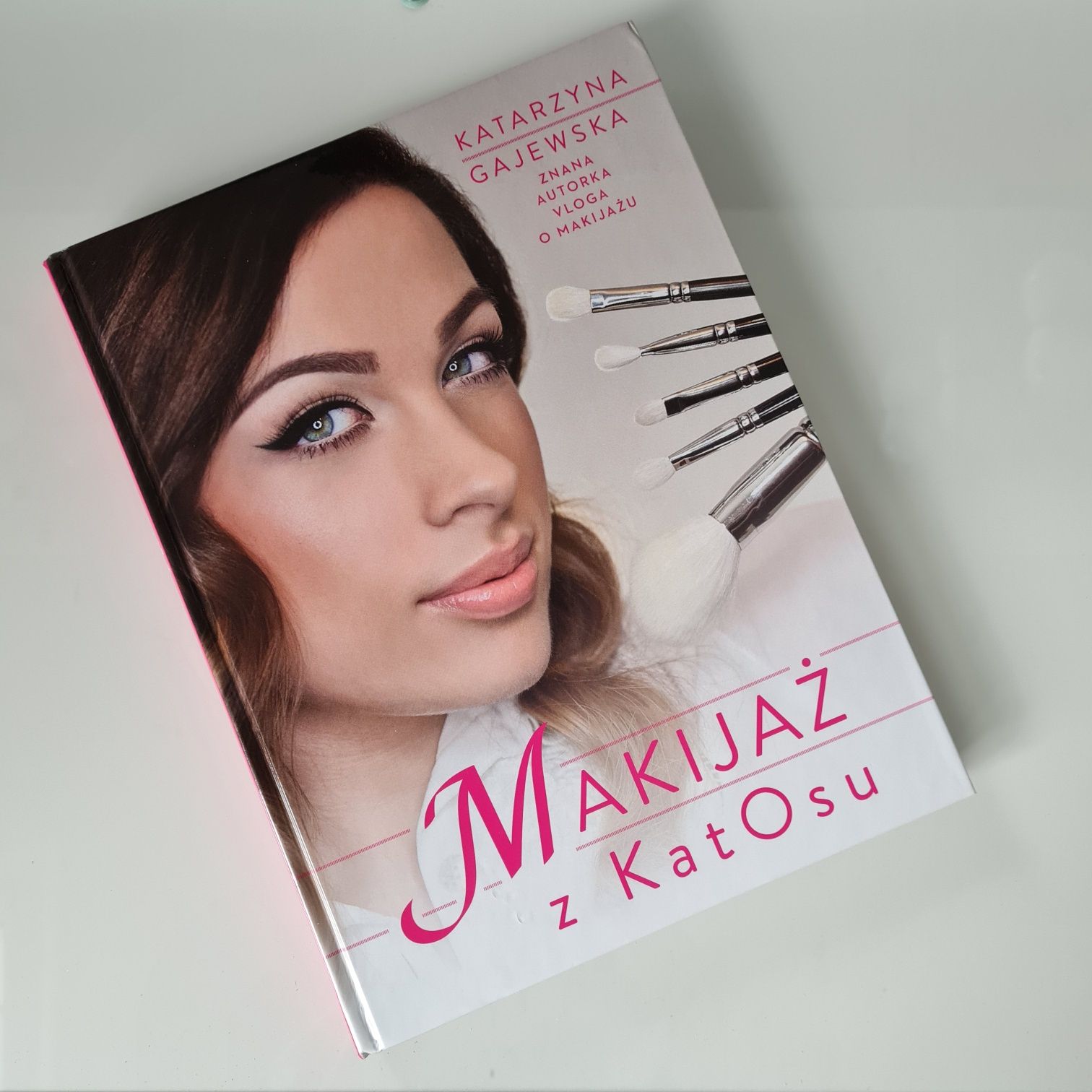 Książka "Makijaż z Katosu"