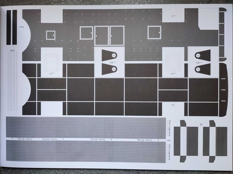 Model kartonowy Angraf 6/2017 autobus IKARUS 280
