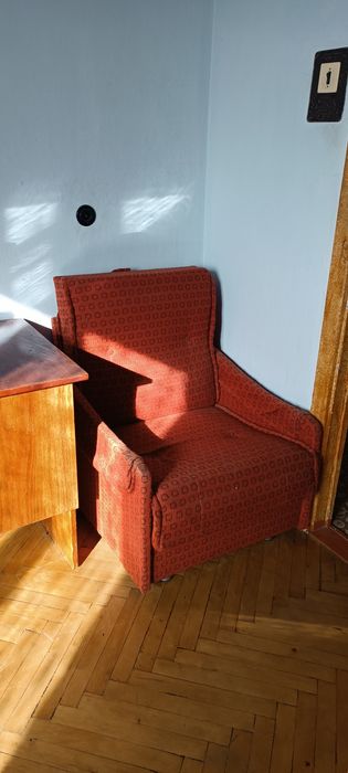 Крісла для вітальні