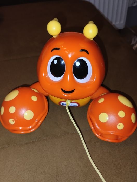 Zabawka krab do ciągnięcia ruchoma Little tikes