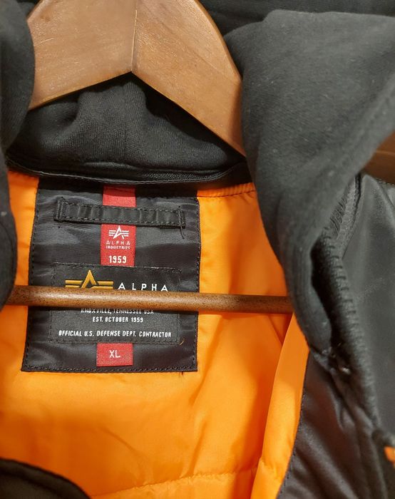 Kurtka bomberka Alpha Industries MA-1 ZH Back EMB czarna rozmiar XL