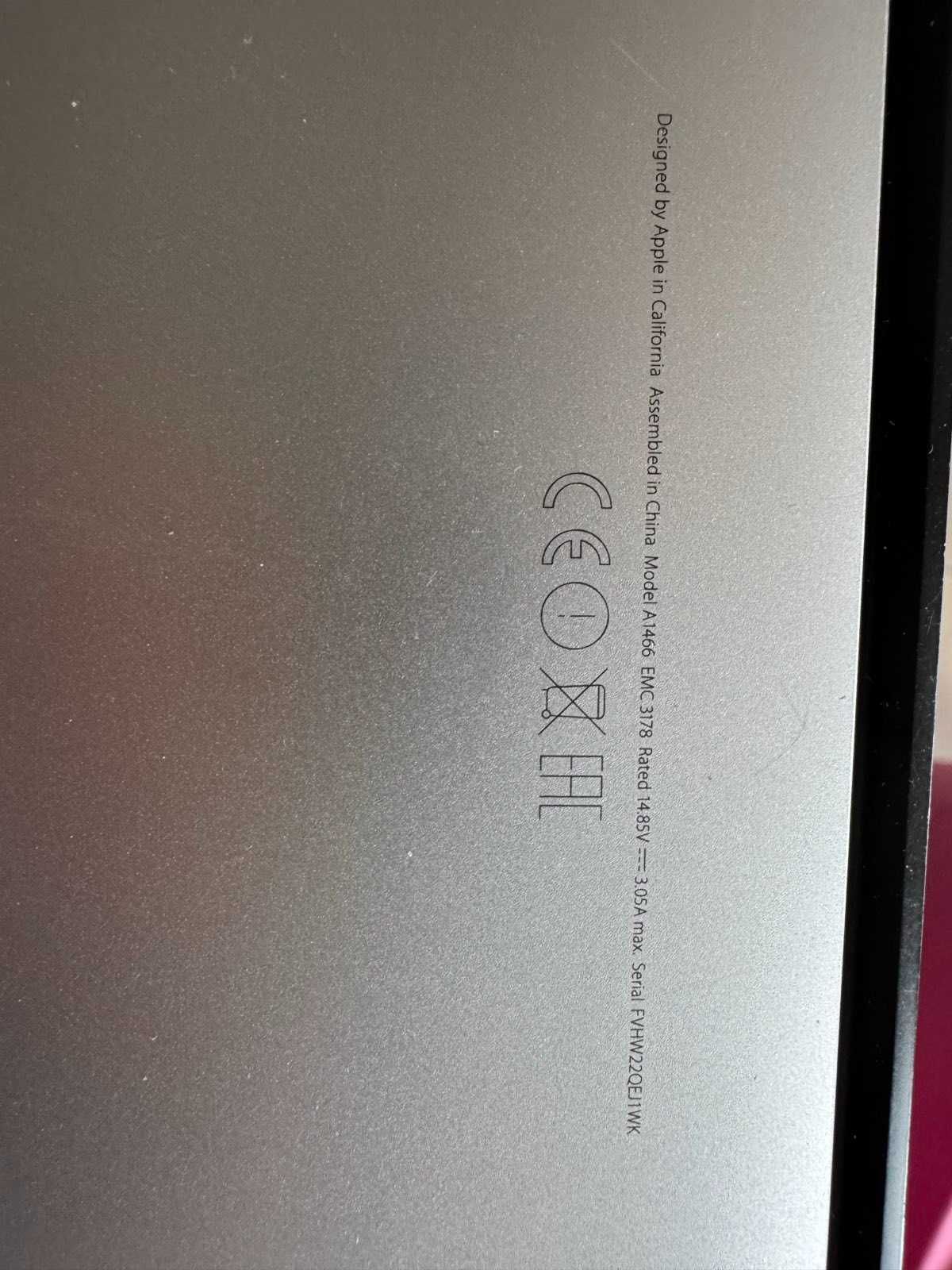 Macbook Air 13 z 2018 8gb ram 128gb