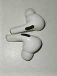Obie słuchawki airpods pro gen1 bez etui ładowującego