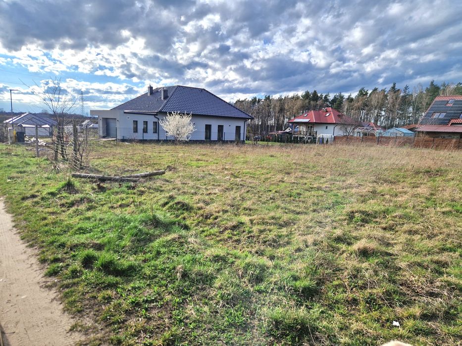 Sprzedam działkę 1308m²