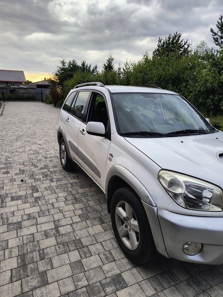 Sprzedam   Toyota RAV4