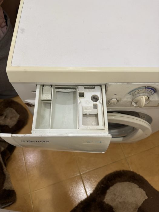 Пральна машина Electrolux