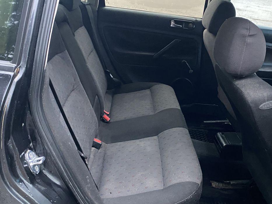 Passat B5 1.6 бензин