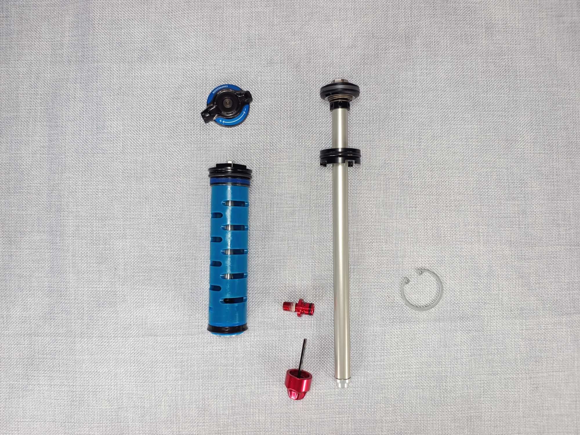 Демпфер Rock Shox Motion Control / Charger, пружина SoloAir