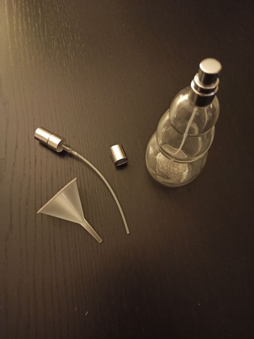 Frasco de perfume universal