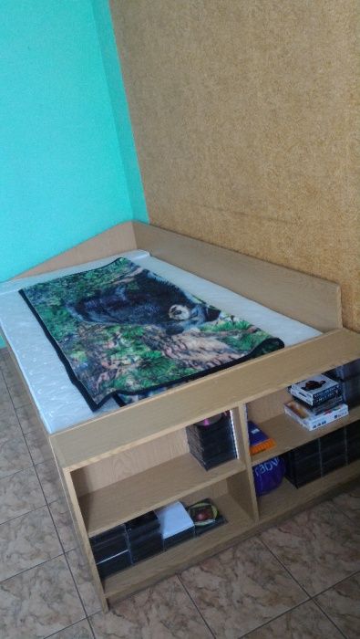 Duże łóżko 264cm x 124cm + materac dwustronny zima/lato 240cm x 120cm