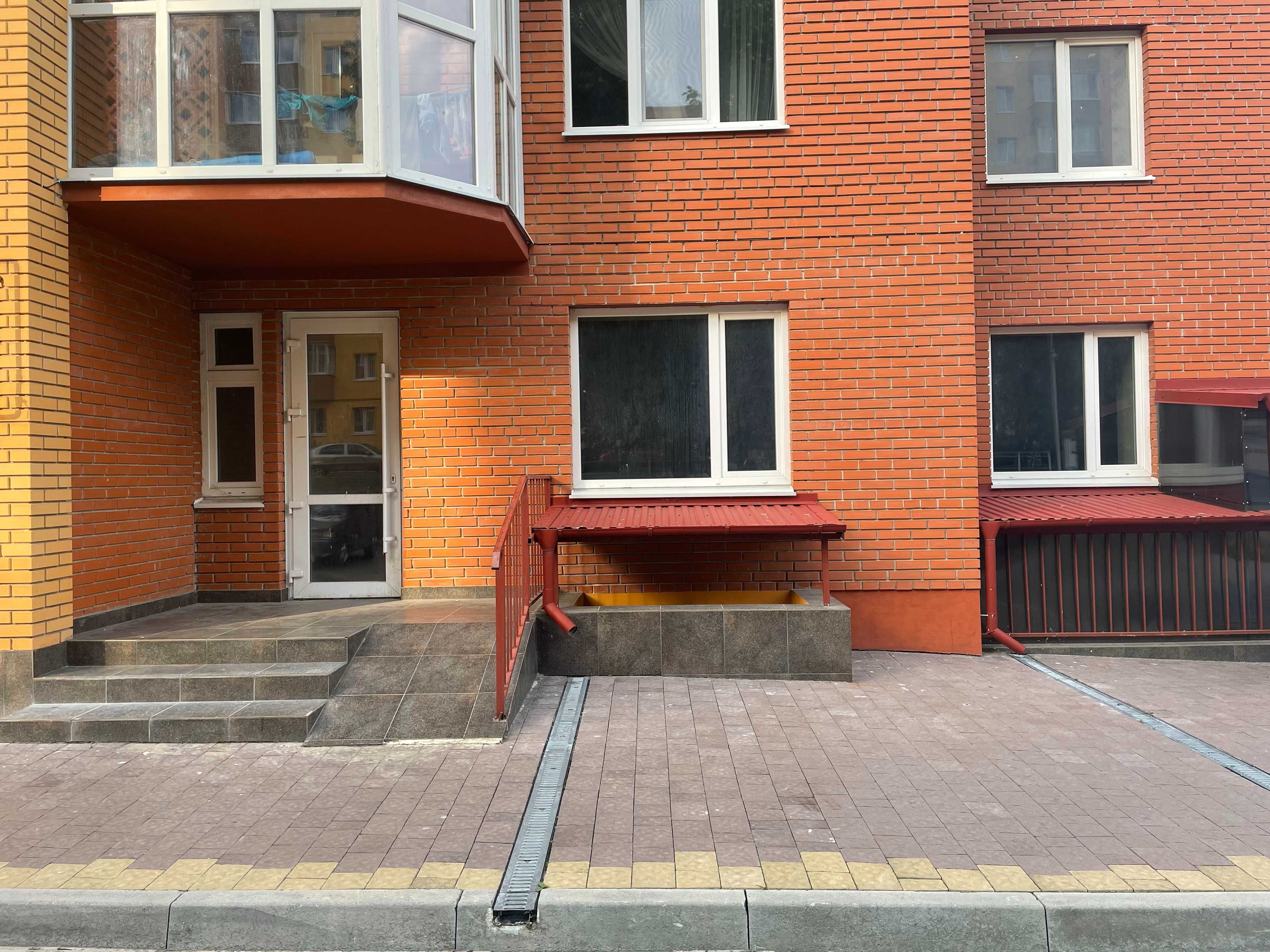 Продаж комерційного приміщення 66 м2